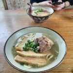 レンタカーを借りて、人気店で宮古そばを食べてきました。