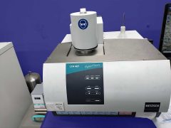 レーザーフラッシュ熱拡散率測定装置