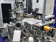 パルスレーザー堆積＋スパッタ成膜装置